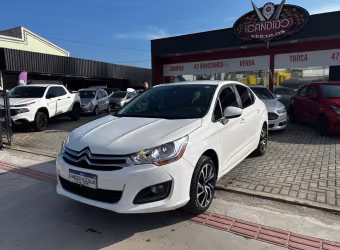 Citroën C4 LOUNGE Tendance 2.0 Flex 4p Aut.