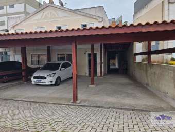 Casas a venda com 3 quartos condomínio Parque Real Bairro Jardim Isis. CotiaSP