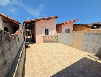 Casa com edícula à venda em mongaguá – próxima da praia e ponto turístico!