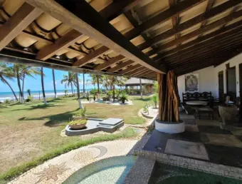 Casa com 8 quartos para alugar na Avenida Tancredo Neves, 41, Jardim Atlântico, Ilhéus