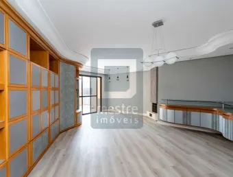 Cobertura duplex de 130m² privativos com 2 suítes e 2 vagas no Bigorrilho
