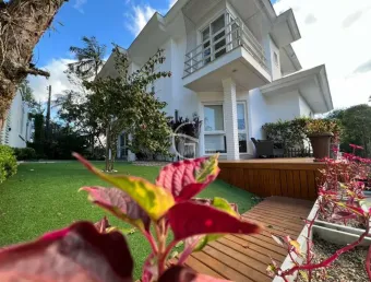 Casa com 4 quartos à venda no América, Joinville 