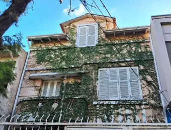 Casa comercial à venda na Rua Miguel Tostes, Rio Branco, Porto Alegre