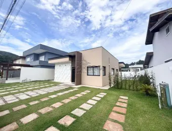 Casa de Condomínio com 3 quartos, Praia da Lagoinha, Ubatuba - R$ 1.1 mi, Cod: 1832