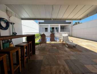 Casa para Venda em Londrina, Industrial, 4 dormitórios, 2 suítes, 3 banheiros, 3 vagas