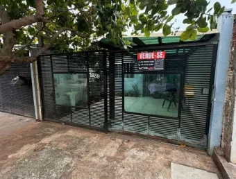 Casa com 2 quartos à venda na Rua das Estrelas, Jardim Universal, Sarandi