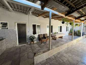 Terreno com 2 casas à venda - área total 300m² - São Domingos/ Navegantes