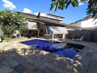 Casa com 4 quartos para alugar na Rua das Andorinhas, --, Cidade Jardim, Uberlândia