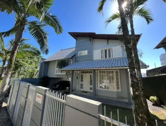 Casa para venda em joinville, costa e silva, 4 dormitórios, 1 suíte, 3 banheiros, 2 vagas