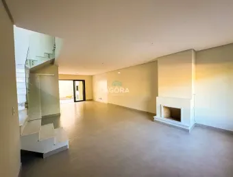 Ótimo sobrado com 169,90m² privativos e 3 (três) suítes localizado no bairro São José