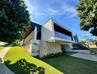 Casa de alto padrão porteira fechada – conforto e sofisticação