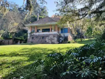 Casa com 2 quartos à venda na Rua Jacarandás, 172, Ponta Grossa, Porto Alegre