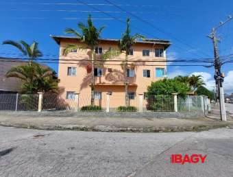 Excelente Apartamento 2 dormitório(s) em São Luiz - São José