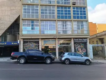 ED. AFONSO CAMARGO - Conjunto para alugar - R$ 1.100,00 liq / mês + taxas - Centro - Curitiba/PR.