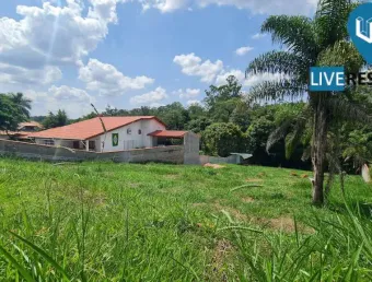 Terreno de 2140m² em declive suave no condomínio parque da fazenda