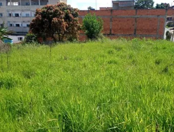 Terreno à venda na Rua Jerônimo de Albuquerque, 450, Caucaia do Alto, Cotia