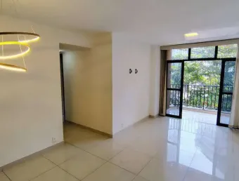 Apartamento com 2 quartos à venda na Rua Noronha Torrezão, 181, Santa Rosa, Niterói