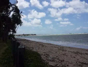 Oportunidade de terreno em condominio com 1.840m2 de frente pro mar em barra grande