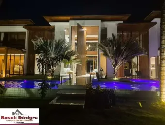 Casa em condomínio fechado com 5 quartos à venda na Avenida Do Farol, Praia do Forte, Mata de São João