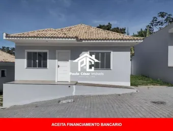 Casa em Condomínio à Venda em Araruama-RJ, na Praia do Hospício - 2 Quartos, 1 Sala, 1 Banheiro - 68m²