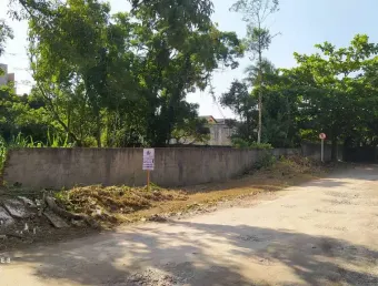 EXCELENTE TERRENO COM 781,75M² DE ÁREA TOTAL A VENDA EM ITAPOÁ SC