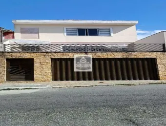 Ótimo sobrado de 3 dormitórios sendo 1 suíte e edícula a venda