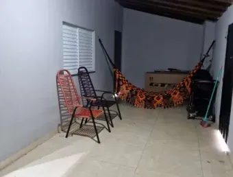 Casa para Venda em Uberlândia, Custódio Pereira, 5 dormitórios, 2 banheiros, 2 vagas