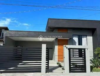 Casa com 3 quartos à venda na JOANIN GAMBA, 191, Caiu Do Céu, Osório