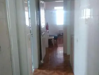 Casa com 250 m² área construída, terreno total de 400 m².