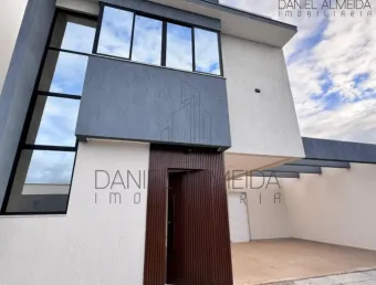 Casa duplex em condomínio fechado no bairro Boa Vista em Vitória da Conquista- BA: