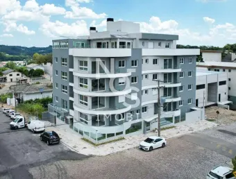 Apartamento de 03 dormitórios no bairro centro em flores da cunha
