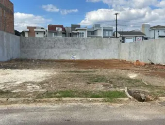Terreno à venda na Rua Osvaldo Padilha, 56, Boqueirão, Guarapuava