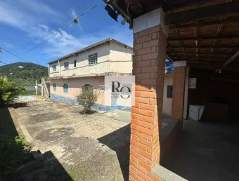 PÉ NA ÁGUA são duas casas a Venda  no mesmo quintal  Usina/ Atibaia - SP