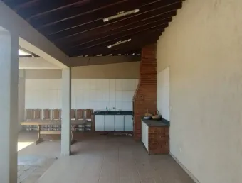 Casa com 4 quartos à venda no Presidente Roosevelt, Uberlândia 