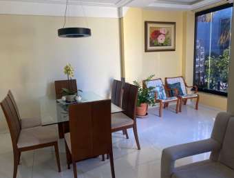 Casa em condomínio fechado com 4 quartos à venda na Rua Maria dos Reis Silva, 167, Buraquinho, Lauro de Freitas