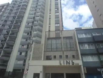 Kitnet / Stúdio à venda na Rua Lamenha Lins, 236, Centro, Curitiba