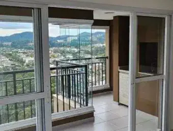 Lindo apartamento para venda com 70 metros com 2 suítes e 2 vagas, sacada fechada de vidro.