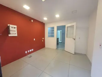 Loja para alugar, 38 m² por R$ 3.590,75/mês - Várzea - Teresópolis/RJ