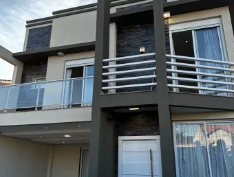 Casa com 3 quartos para alugar na Rua dos Pelicanos, Batel, Guarapuava