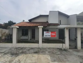 Excelente residência em 2 pavimentos à venda no bairro uberaba-curitiba-pr