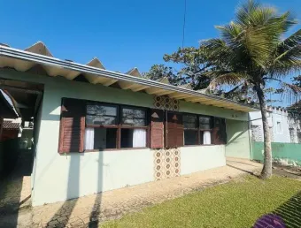Residencia averbada balneário de santa terezinha 2 quadras do mar 30m calçadão