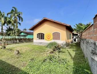 Casa Aconchegante em Boracéia – Amplo Terreno e Localização Tranquila
