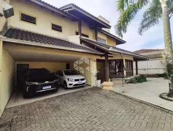 Casa com 3 quartos à venda na Rua Augusto Ernesto Boettcher, 155, Floresta, Joinville