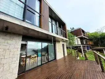 Casa em condomínio para venda em garopaba, praia da ferrugem, 2 dormitórios, 2 suítes, 3 banheiros, 4 vagas