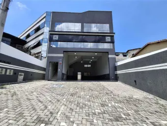 Ponto comercial para alugar na Avenida Amazonas, 412, Barbosas, Arujá