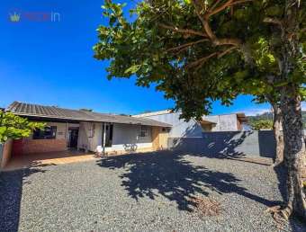 Casa com 3 dormitórios  - Excelente espaço de Terreno no bairro Gravatá