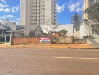 Terreno à venda na Rua Salgado Filho, 3122, Centro, Cascavel