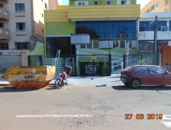 Ótima sala comercial - 2 andares - 6 salas - proxima do terminal de onibus