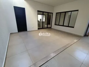 Casa residencial disponível para locação no cidade jardim em uberlândia-mg.