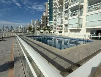 Apartamento mobiliado e decorado - frente mar - balneario camboriú